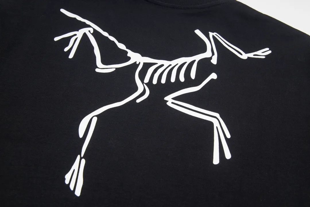 【 Quality】 Arc’teryx 𝟮𝟰𝘀𝘀 T ， OS Premium 32S g Quality ： ：White Black Size：XS S M L